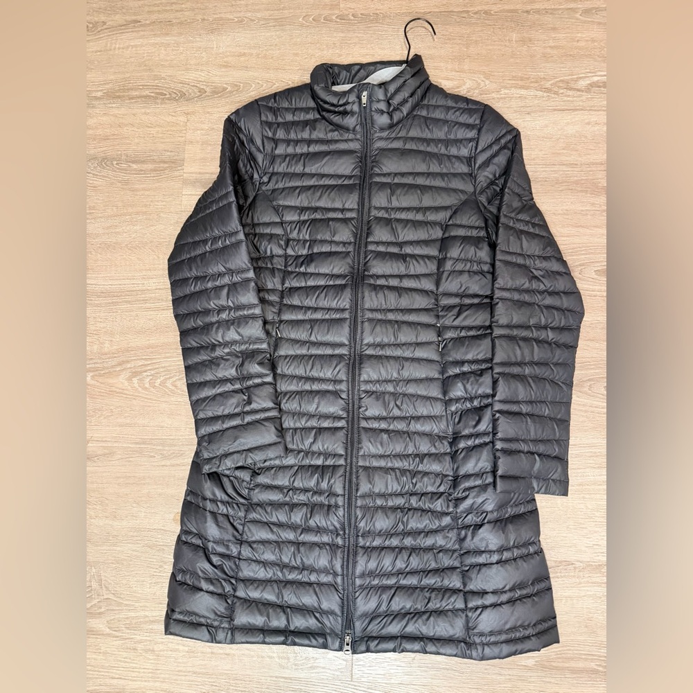 Patagonia Black Quilted Puffer Vest with Logo Women’s medium